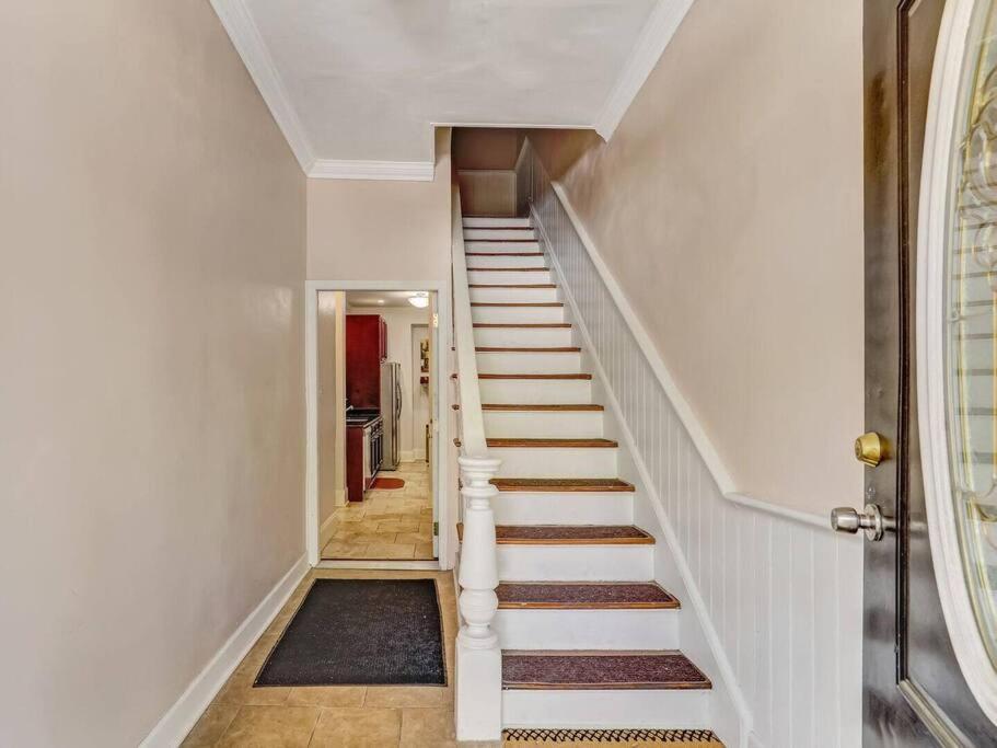 Historic Savannah Gold Private Condo With Pool - 2Bed, 1&Half Bath, Sleeps 6, 1St Floor, 15 Min Walk To Historic Savannah Center And All Attractions Εξωτερικό φωτογραφία