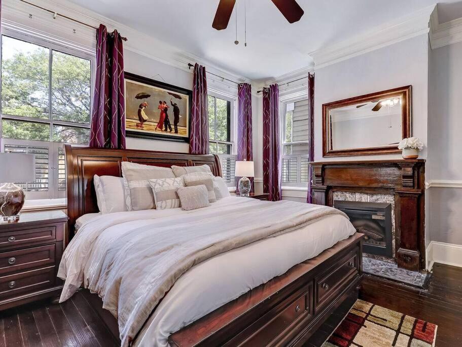Historic Savannah Gold Private Condo With Pool - 2Bed, 1&Half Bath, Sleeps 6, 1St Floor, 15 Min Walk To Historic Savannah Center And All Attractions Εξωτερικό φωτογραφία